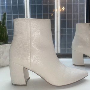 Steve Madden Nadalie Bootie - Lite Bone Croc - 8.5